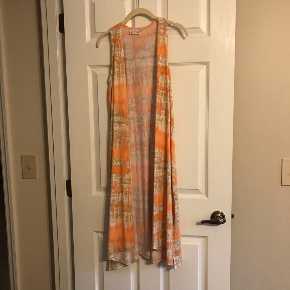 Sleeveless Cardigan